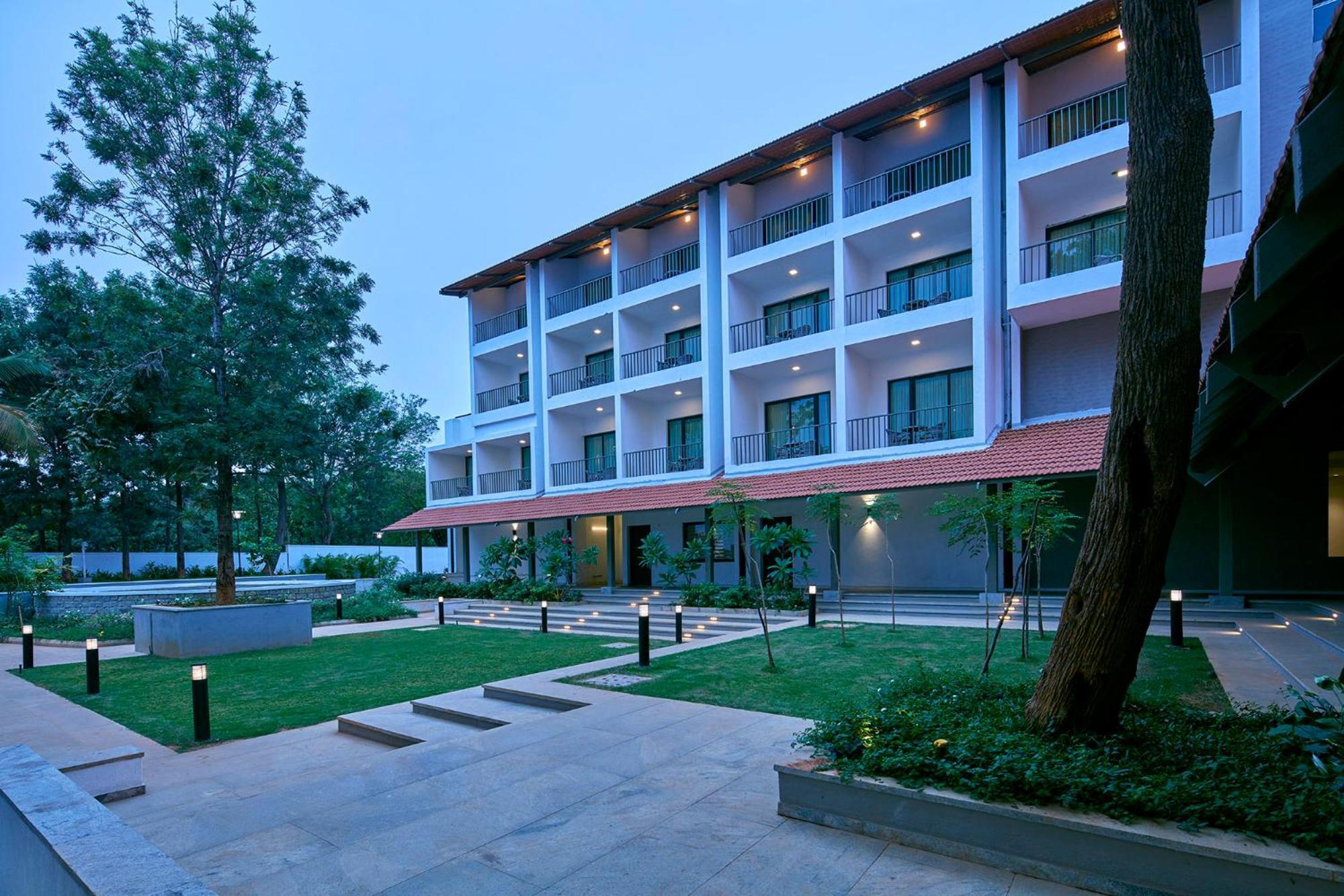 Signature Club Resort Devanahalli Экстерьер фото
