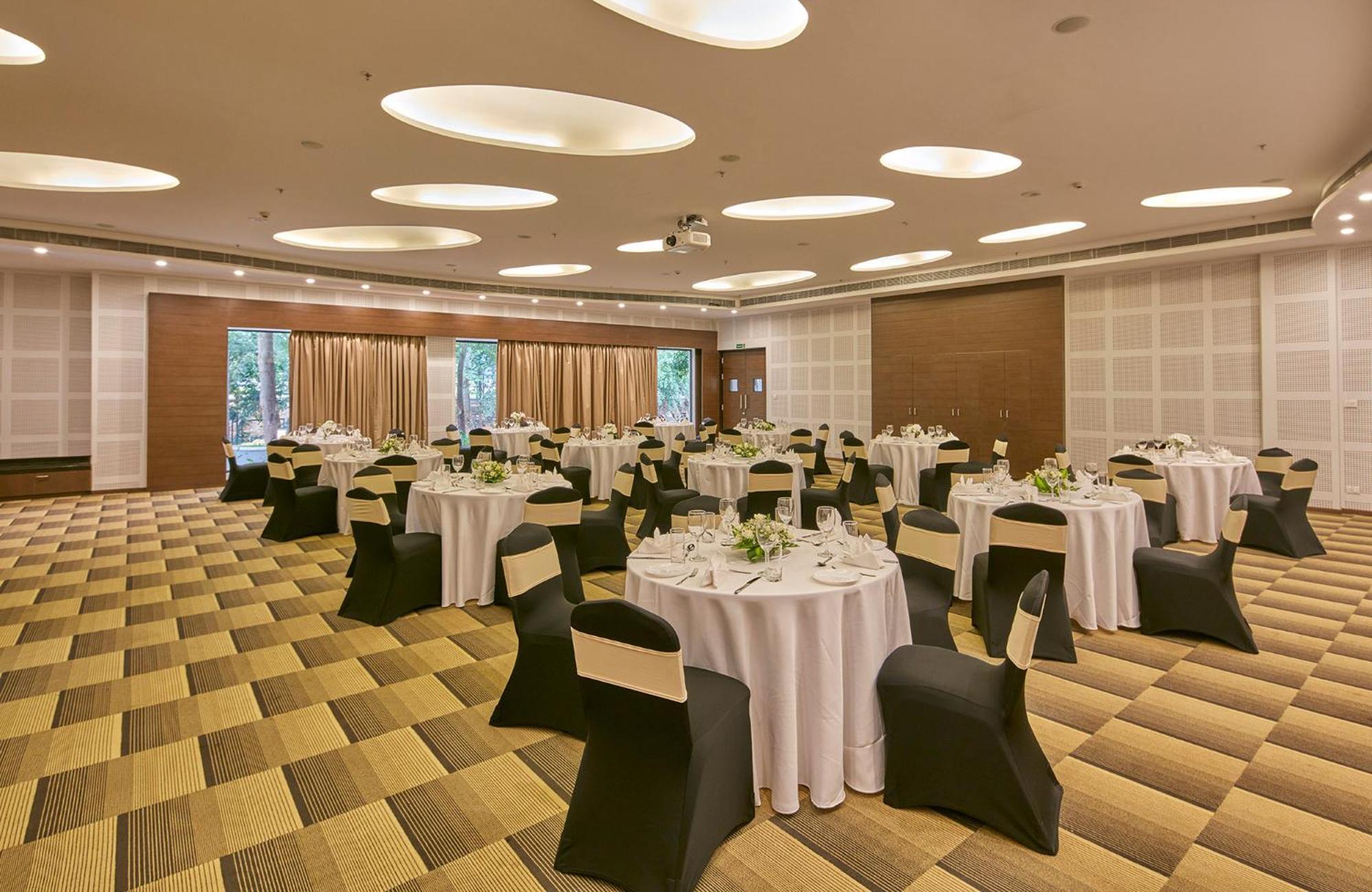 Signature Club Resort Devanahalli Экстерьер фото