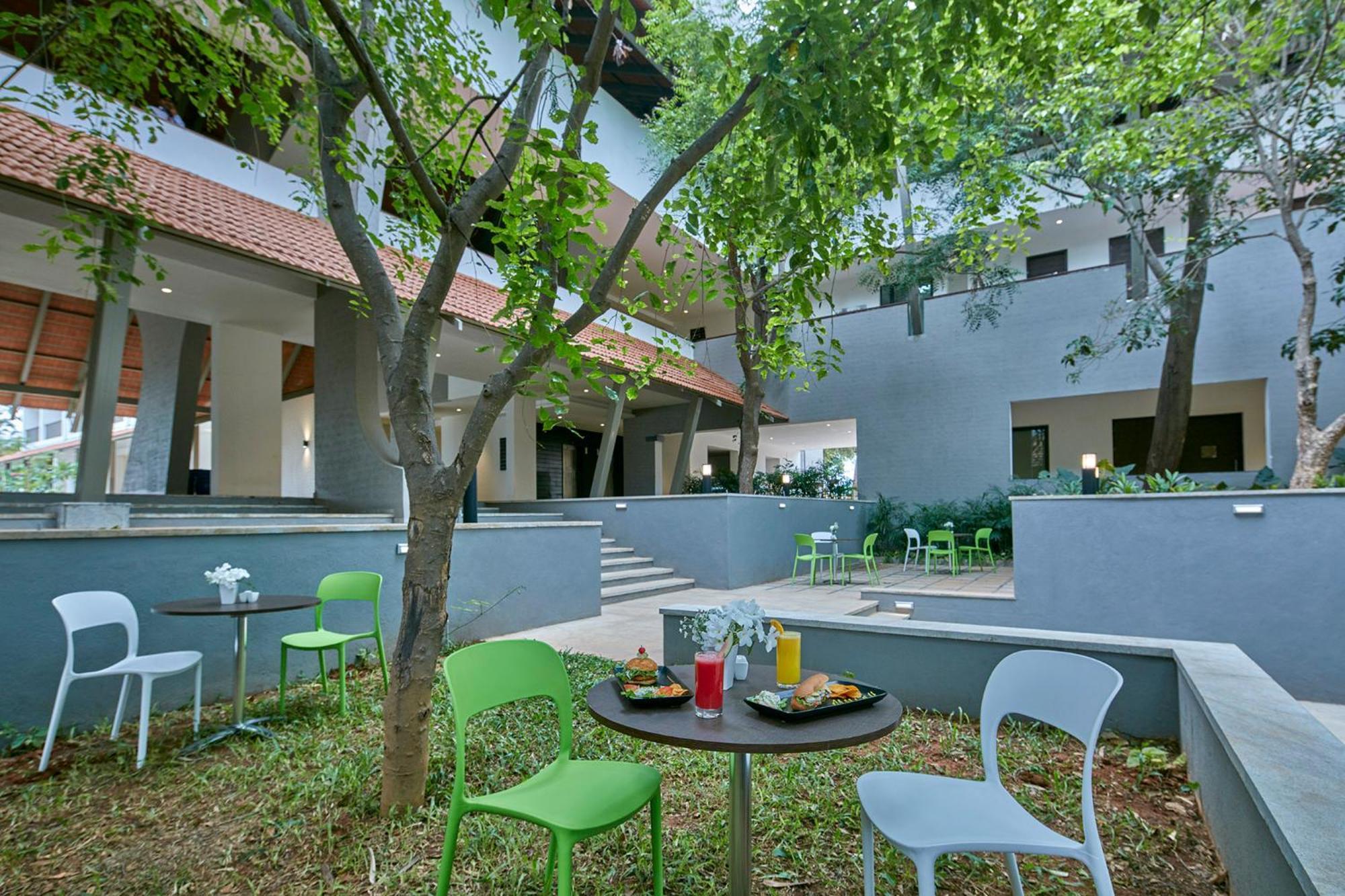Signature Club Resort Devanahalli Экстерьер фото